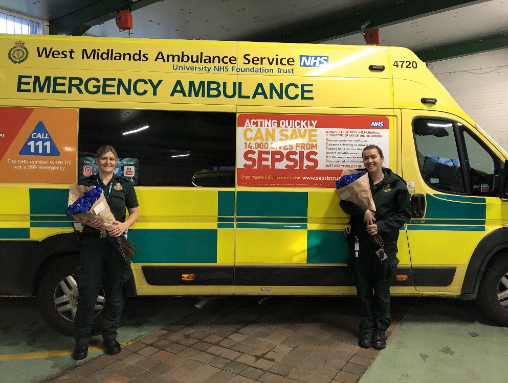 NEWS | Local florist delivers flowers to paramedics to say thank you