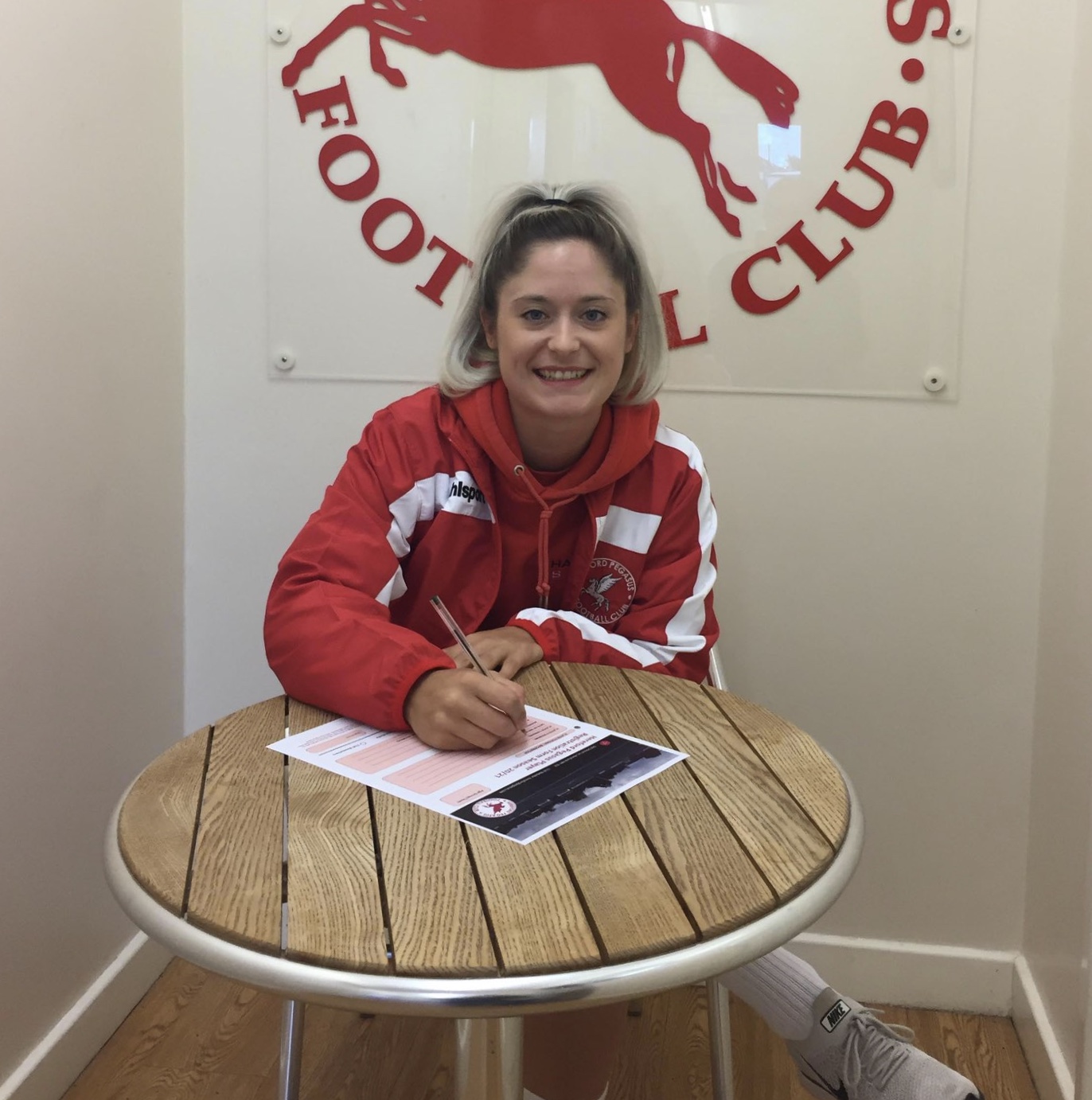 FOOTBALL | Hereford Pegasus Ladies FC name several signings