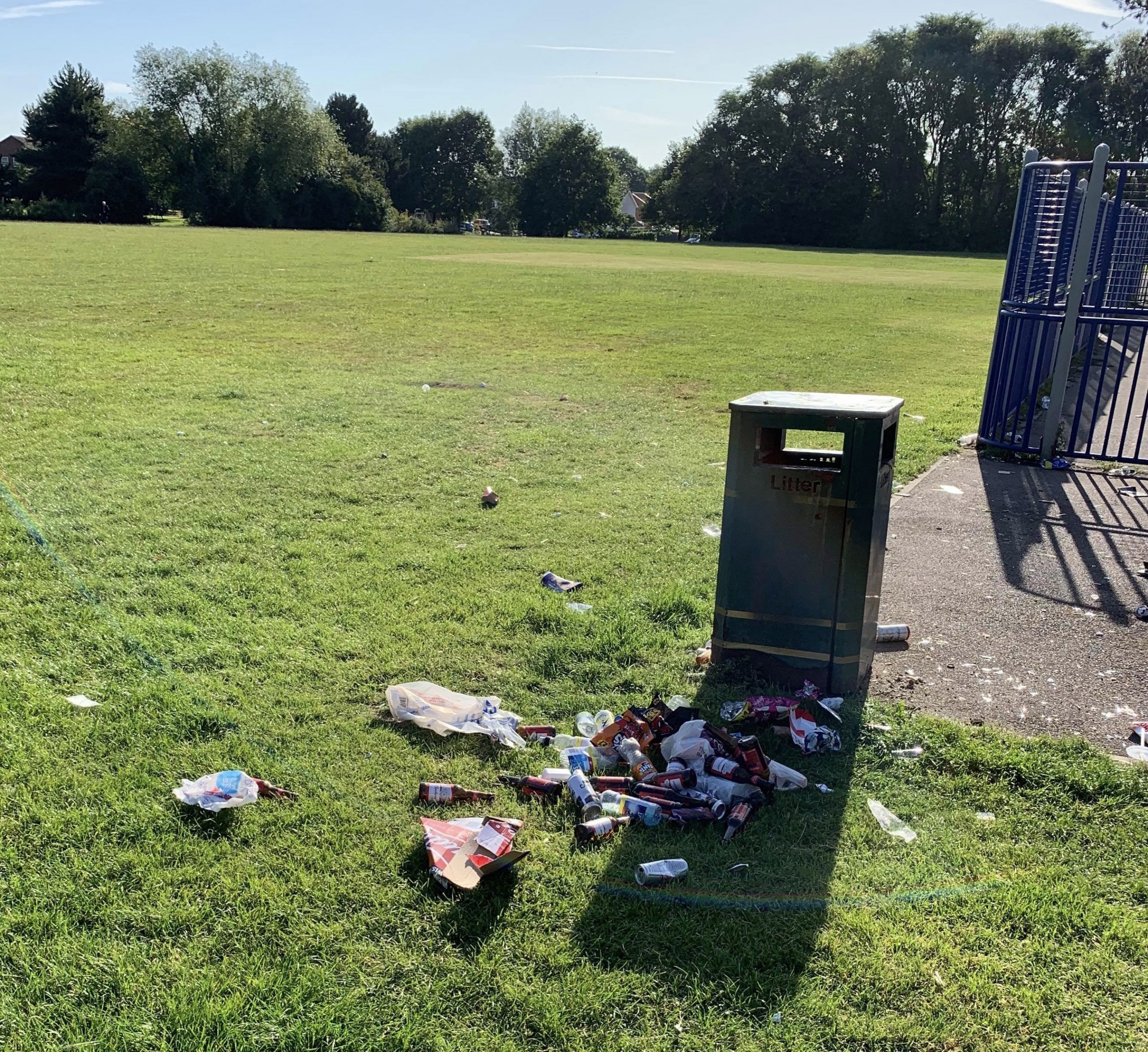 NEWS | Residents frustrated by litter dumped in park