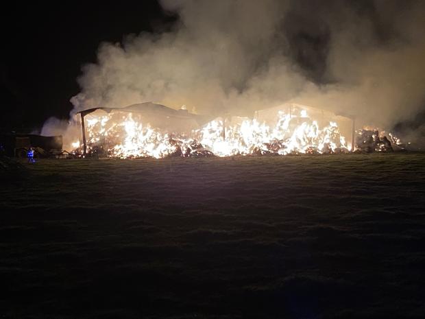 NEWS | Fire crews from across Herefordshire tackling barn fire