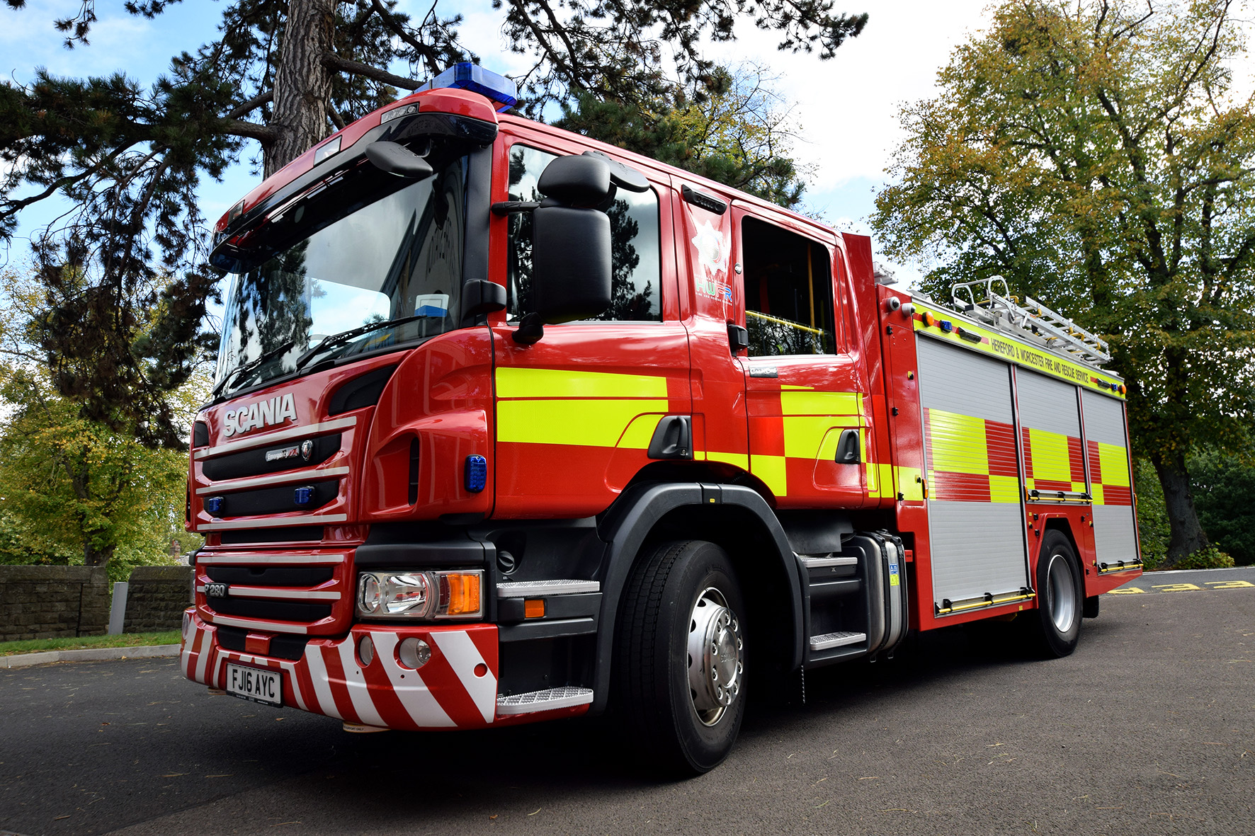 NEWS | Fire crews attend chimney fire that had spread to neighbouring property in Ledbury