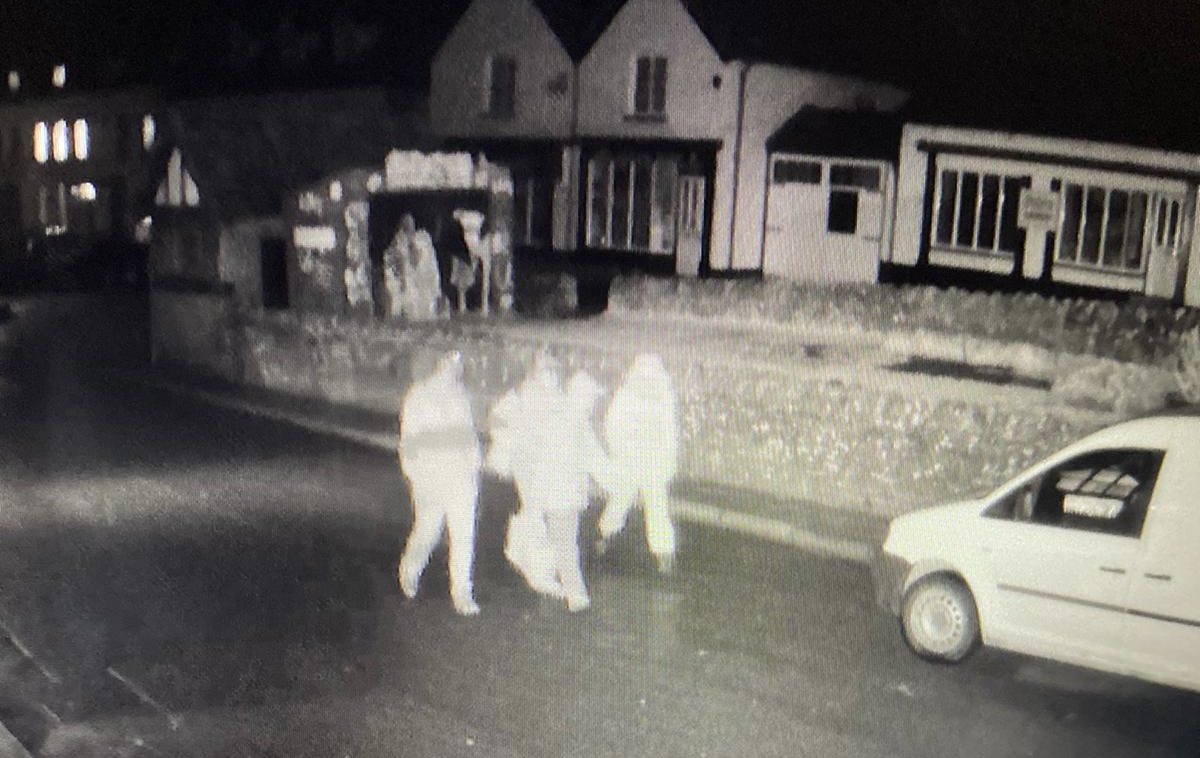NEWS | Can you help police identify these people?