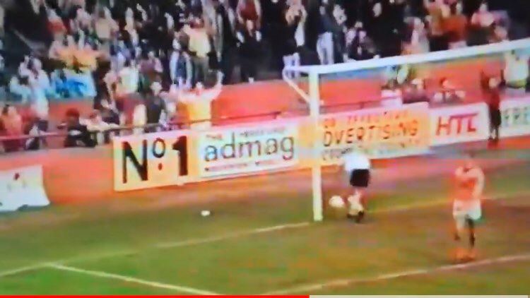 ARCHIVE | Hereford United 2-0 Wolverhampton Wanderers – Boxing Day 1986