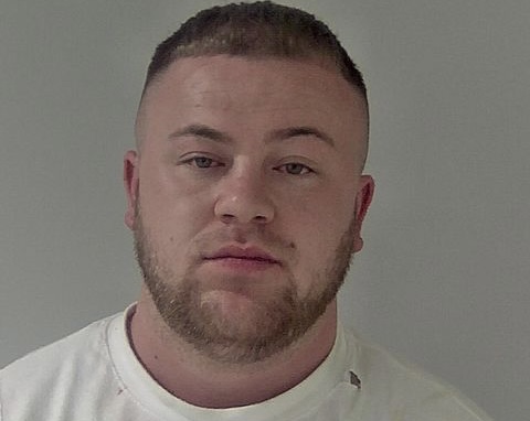 NEWS | Police search for wanted man with links to Malvern