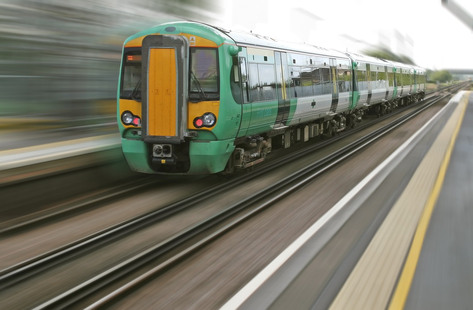 NEWS | Government announces delay to rail fare rises until March 2021