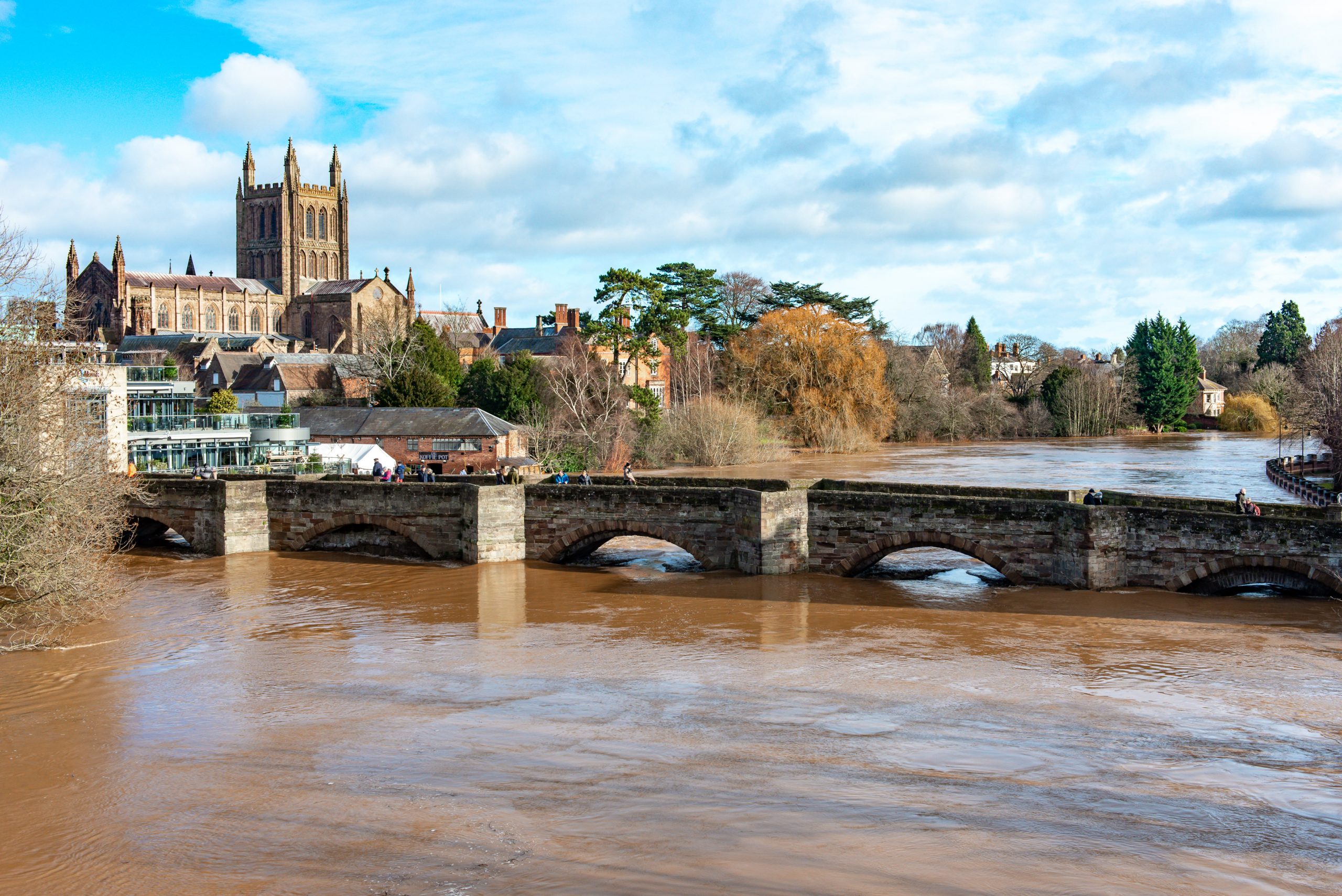 NEWS | Over 900 properties protected from flooding in Herefordshire