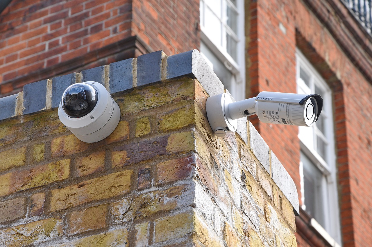 INFO | The rules you must follow if you have CCTV or a doorbell camera protecting your property