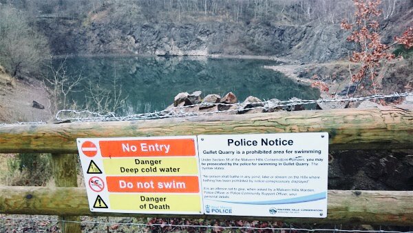 NEWS | Police warn of danger of death as groups gather at Quarry on Herefordshire border