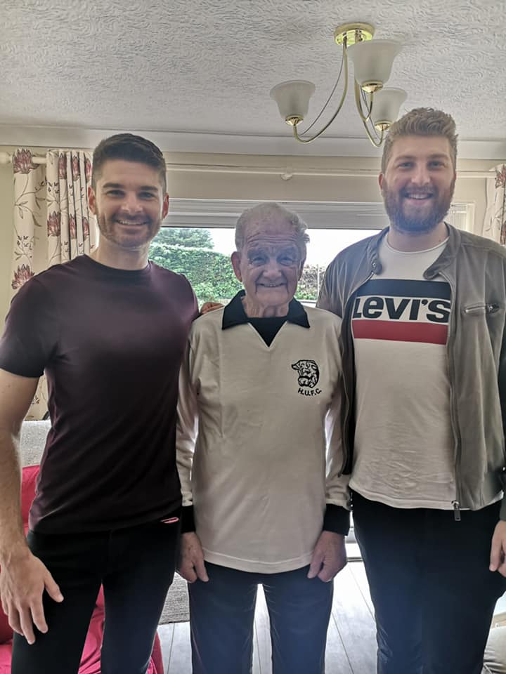 NEWS | Former Hereford United player celebrates his 90th Birthday