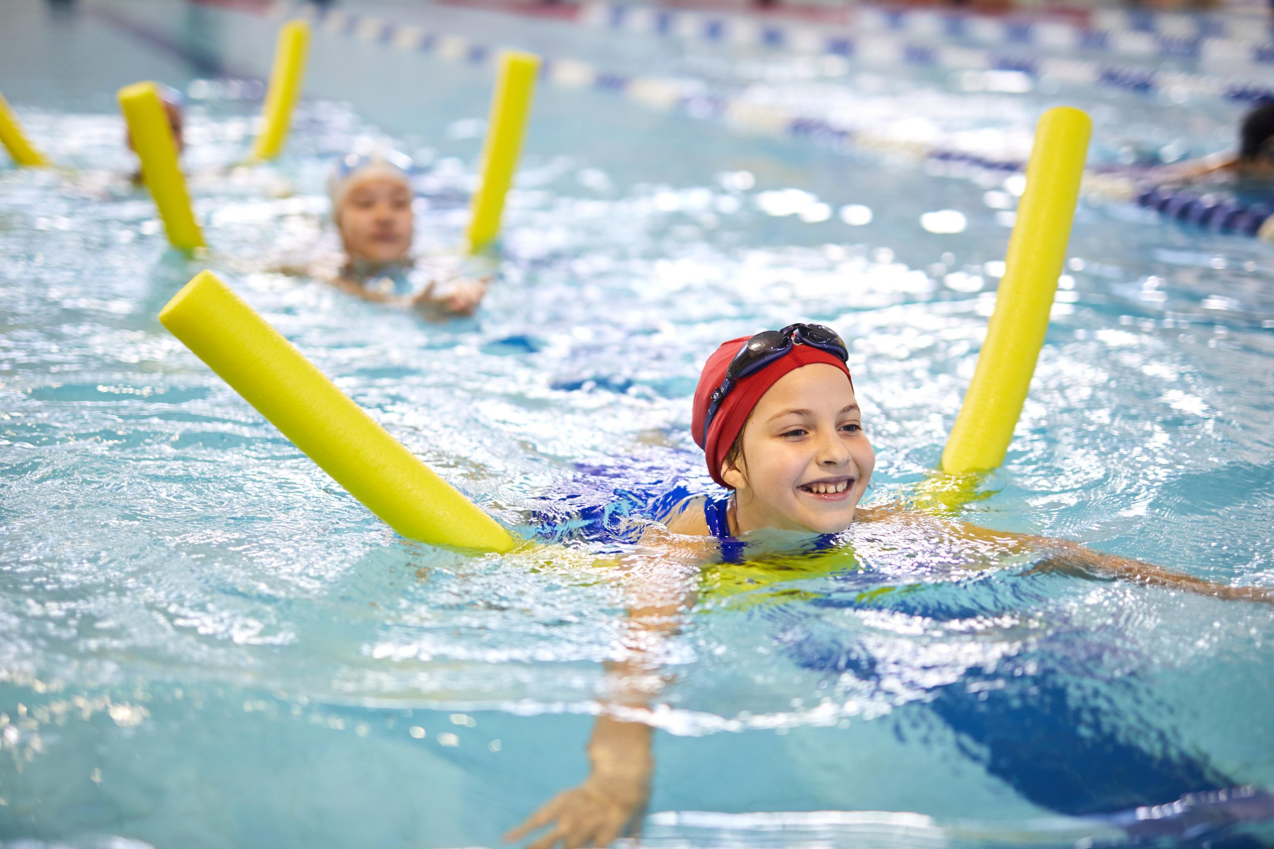NEWS | Free swimming lessons and family fun swim sessions during the school summer holidays