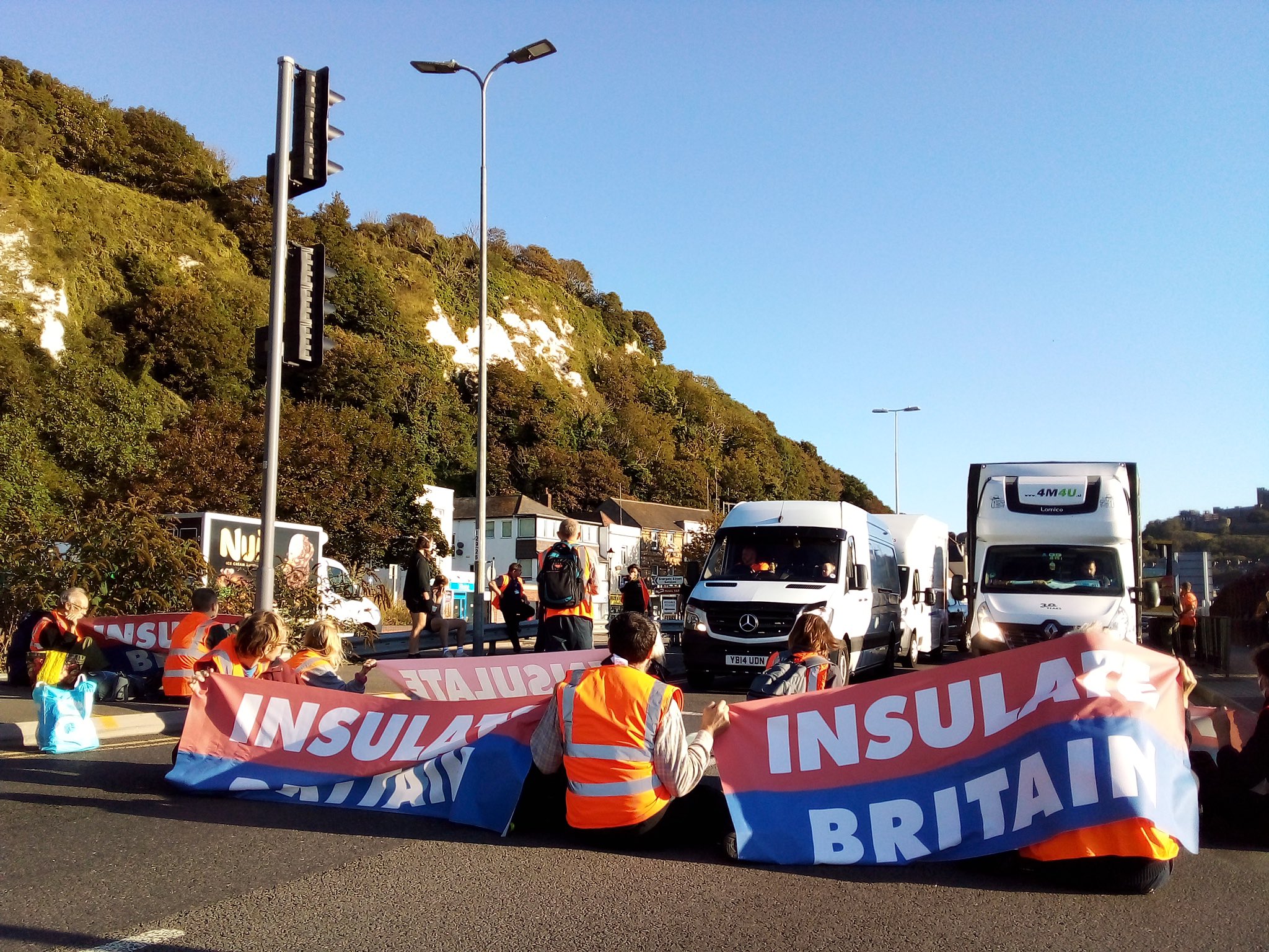 NEWS | Insulate Britain protesters BLOCK Port of Dover