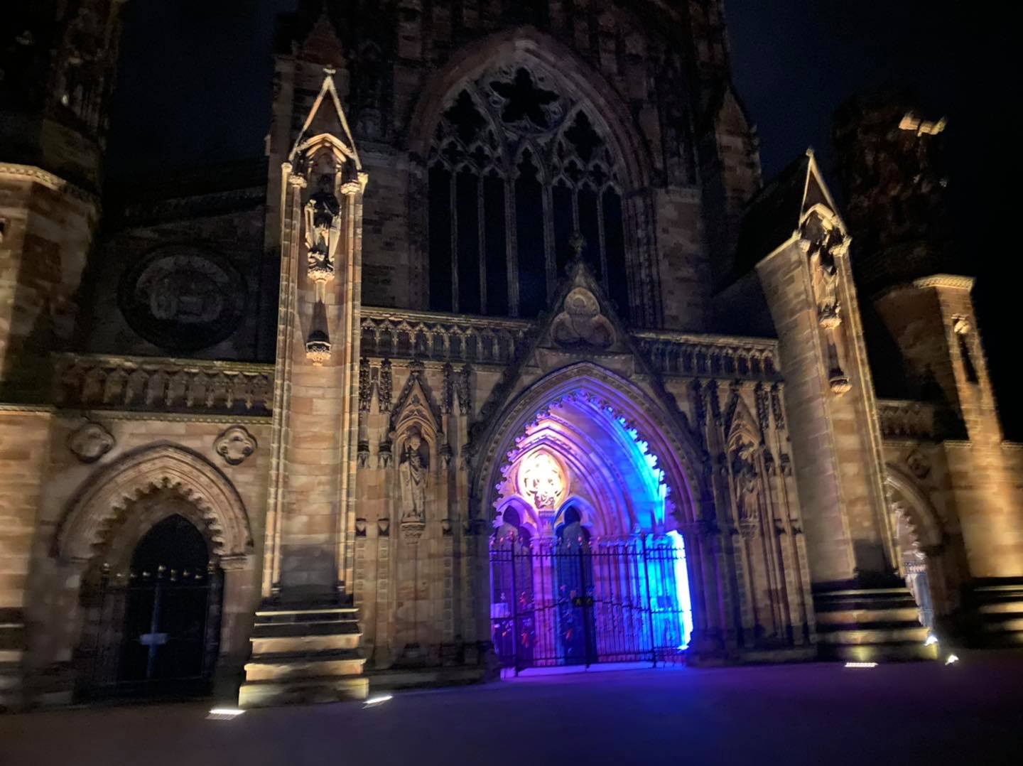 NEWS | This is why Hereford Cathedral, Hereford County Hospital and The Courtyard are set to be lit up pink and blue