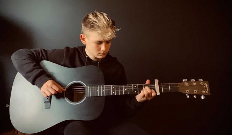 NEWS | 14-year-old student dubbed the next Ed Sheeran to perform live in Herefordshire this weekend