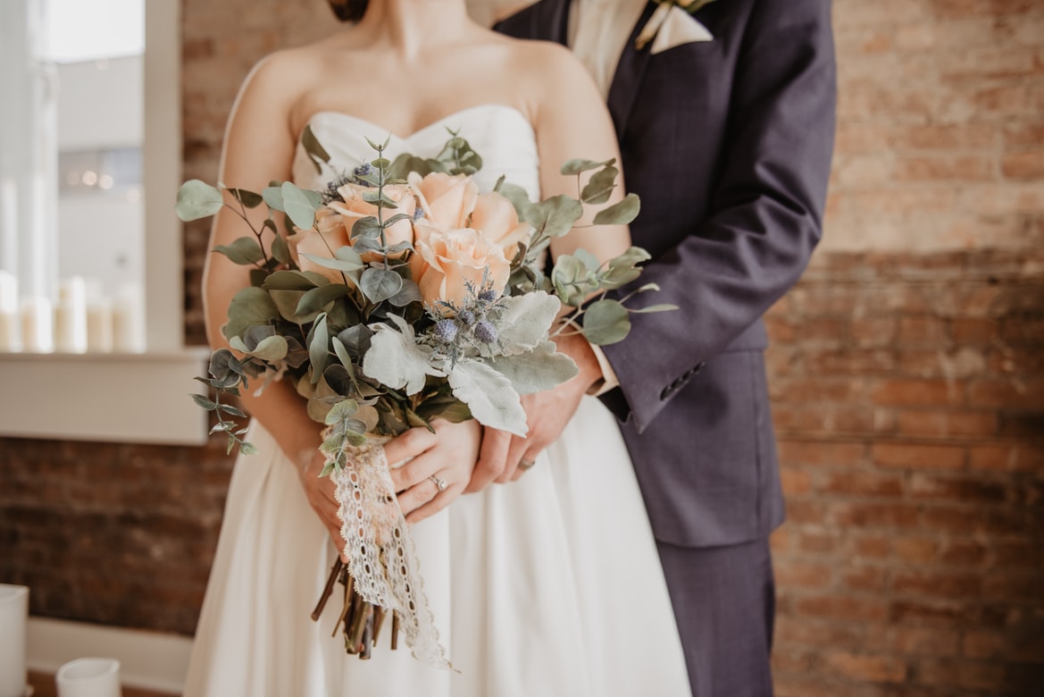 NEWS | Couples claim they may have lost thousands of pounds after Herefordshire wedding venue reportedly cancelled their weddings