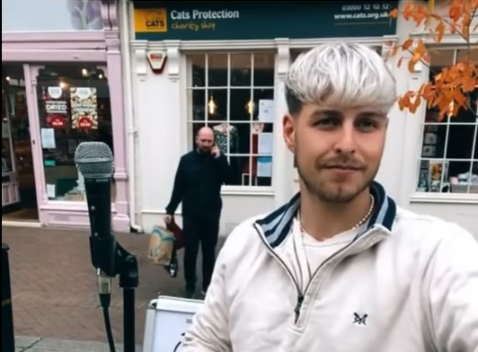 VIDEO | Singer told to ‘tone it down’ when performing in Hereford City Centre – WATCH NOW