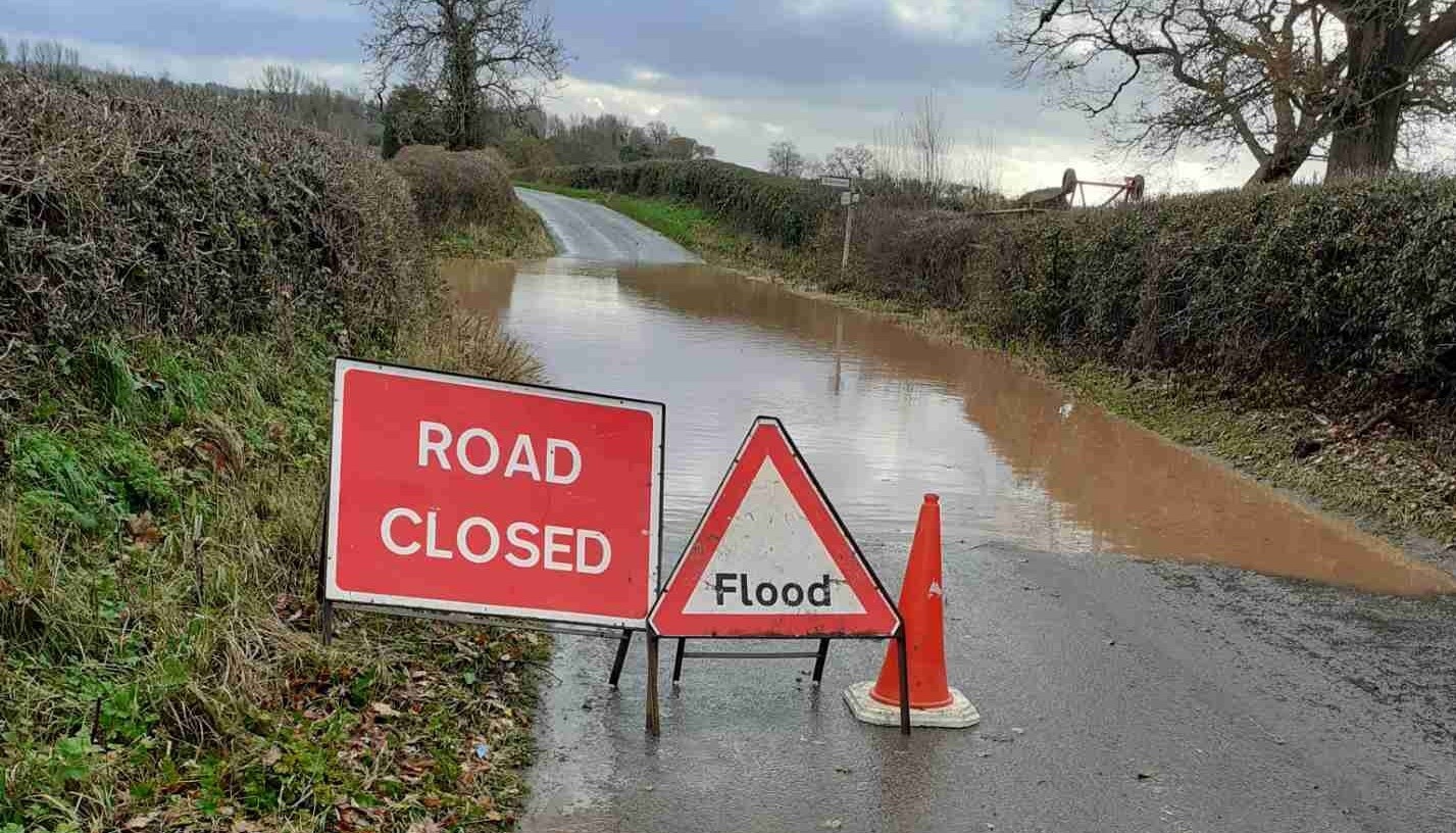 NEWS | Flood alerts issued and road closures in place after heavy rain falls across Herefordshire