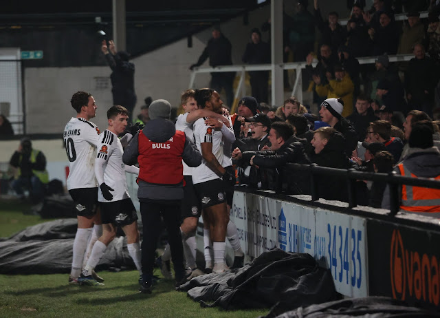 FOOTBALL | Bulls just three points off the play offs after derby win over Kidderminster Harriers