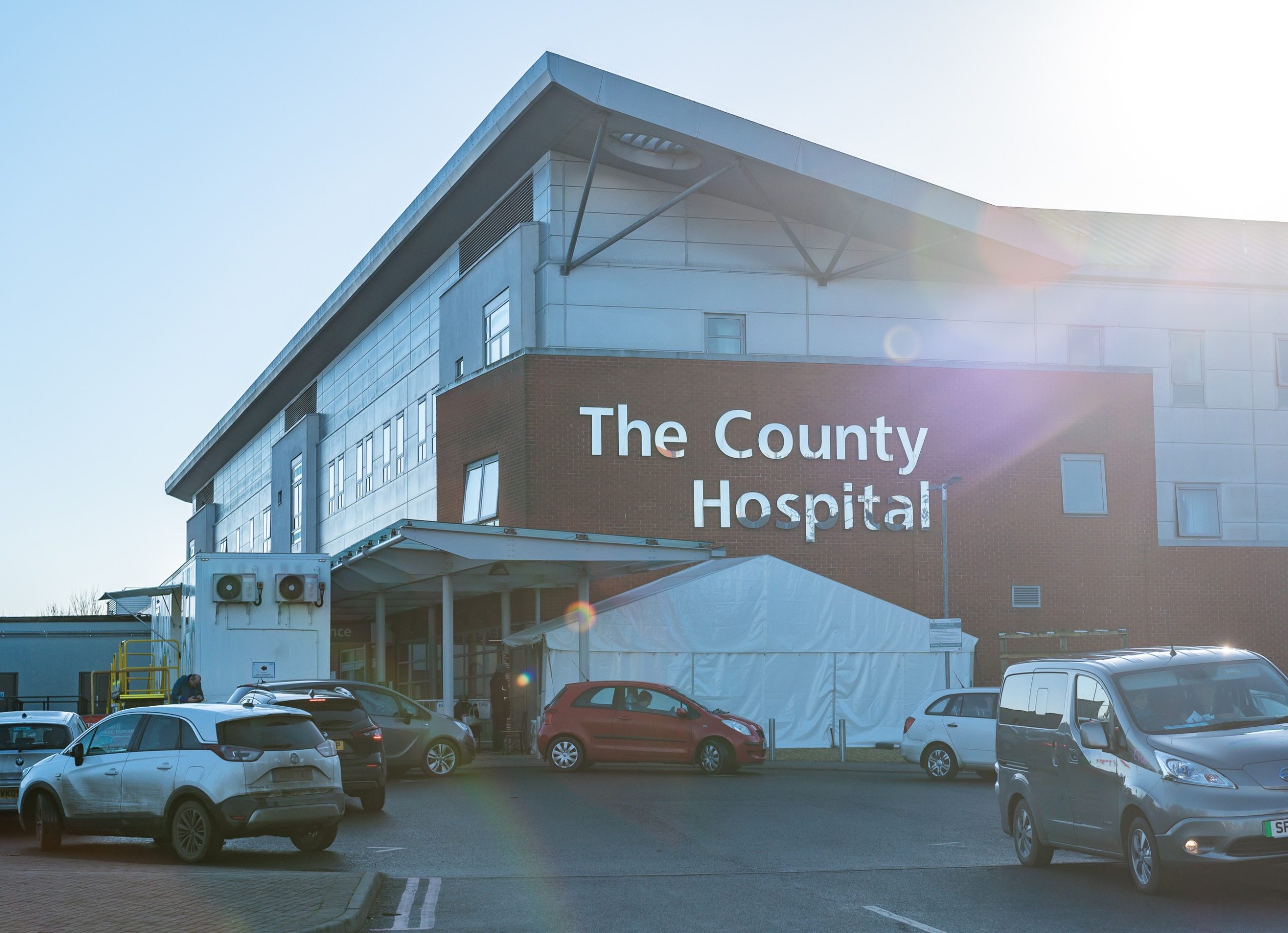NEWS | Herefordshire’s COVID-19 infection rate is FALLING but the NHS remains under pressure