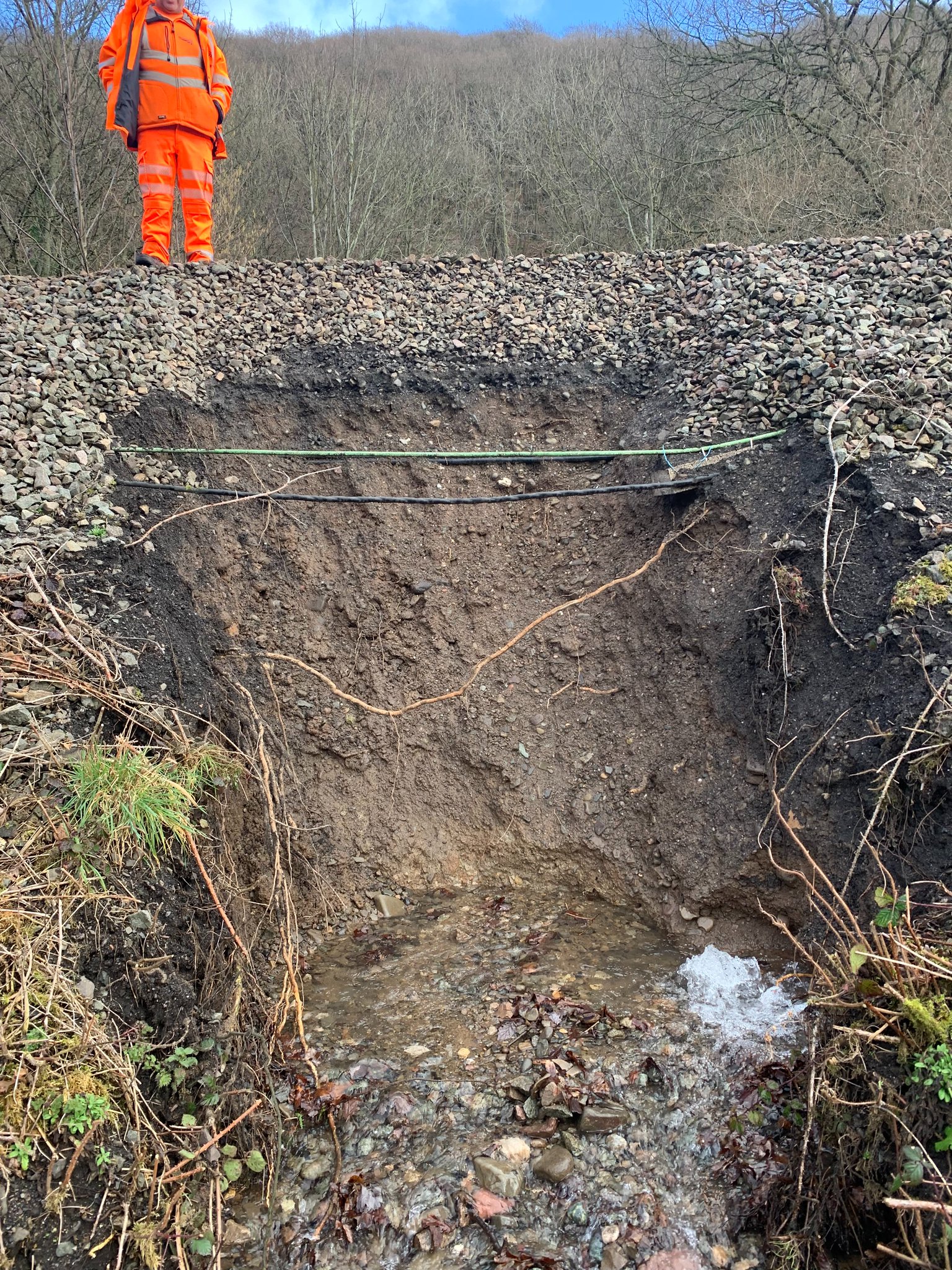 NEWS | Bus services replacing trains between Hereford and Shrewsbury due to a landslip
