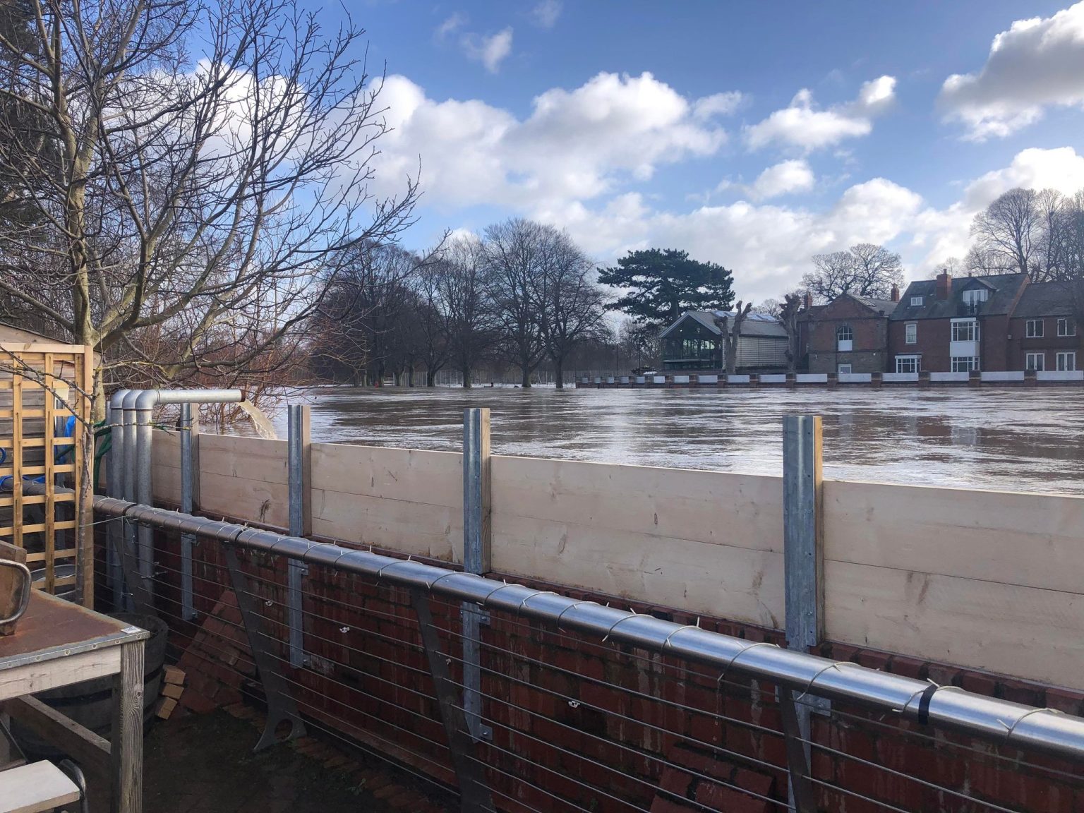 NEWS | De Koffie Pot and Left Bank remain dry despite the River Wye reaching levels of 5.4 metres