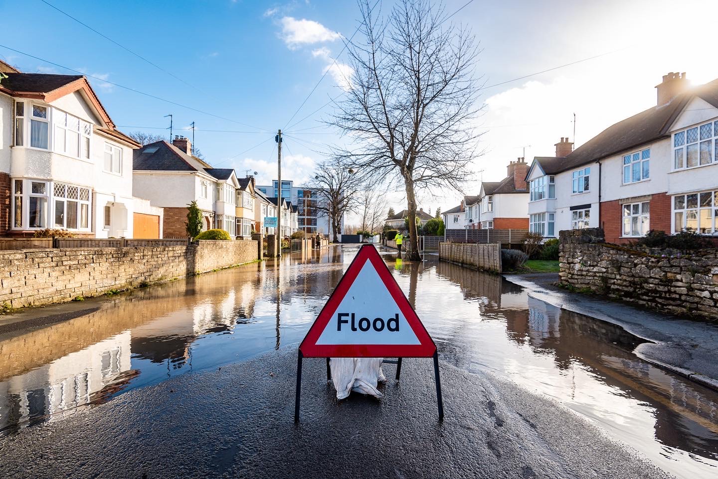 NEWS | Flood alerts remain in force but it’s an improving picture across Herefordshire this morning