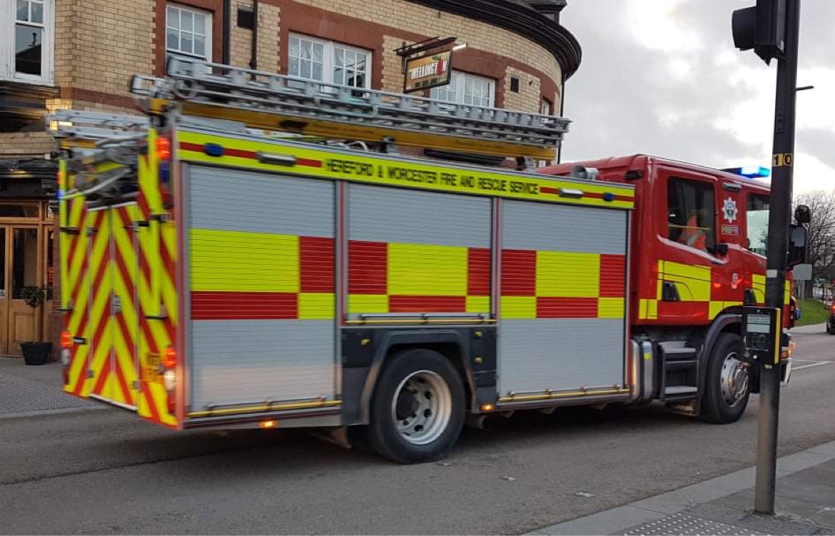 NEWS | Multiple fire crews from Herefordshire respond to a fire at a building on Welsh border