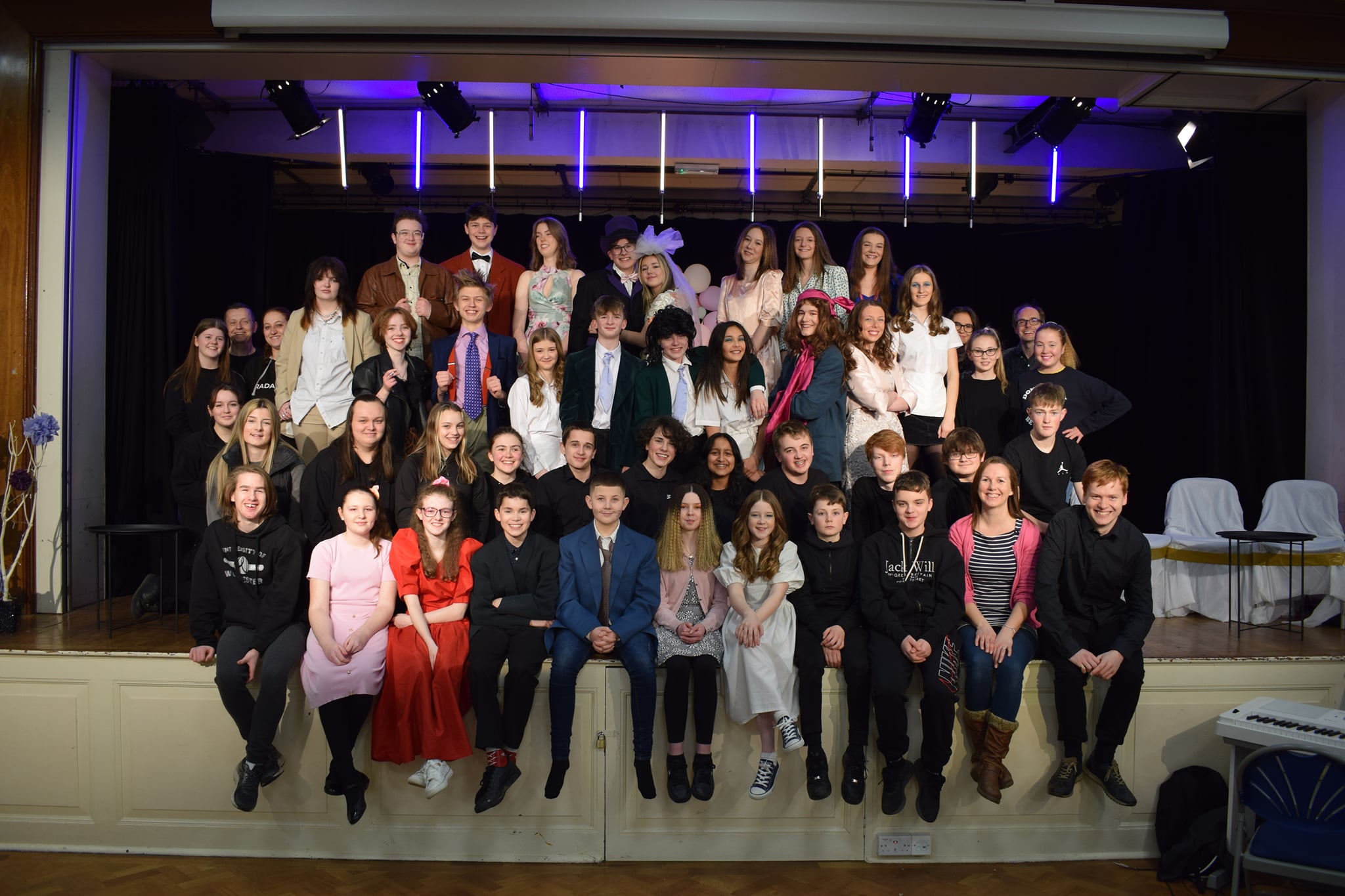 NEWS | The Bishop of Hereford’s Bluecoat School production of ‘The Wedding Singer’ a huge success