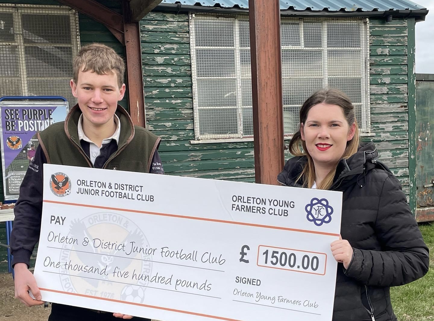 NEWS | Orleton Young Farmers annual Bonfire and Fireworks show raises £1,500 for local junior football club