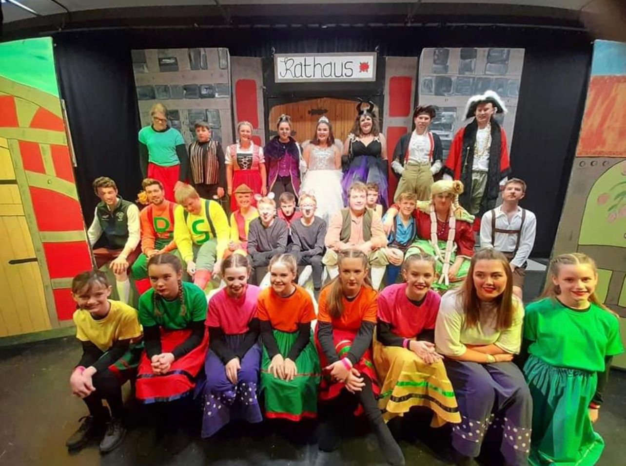 NEWS | 30 young people from a small village in North-West Herefordshire have completed the Performance Arts hattrick