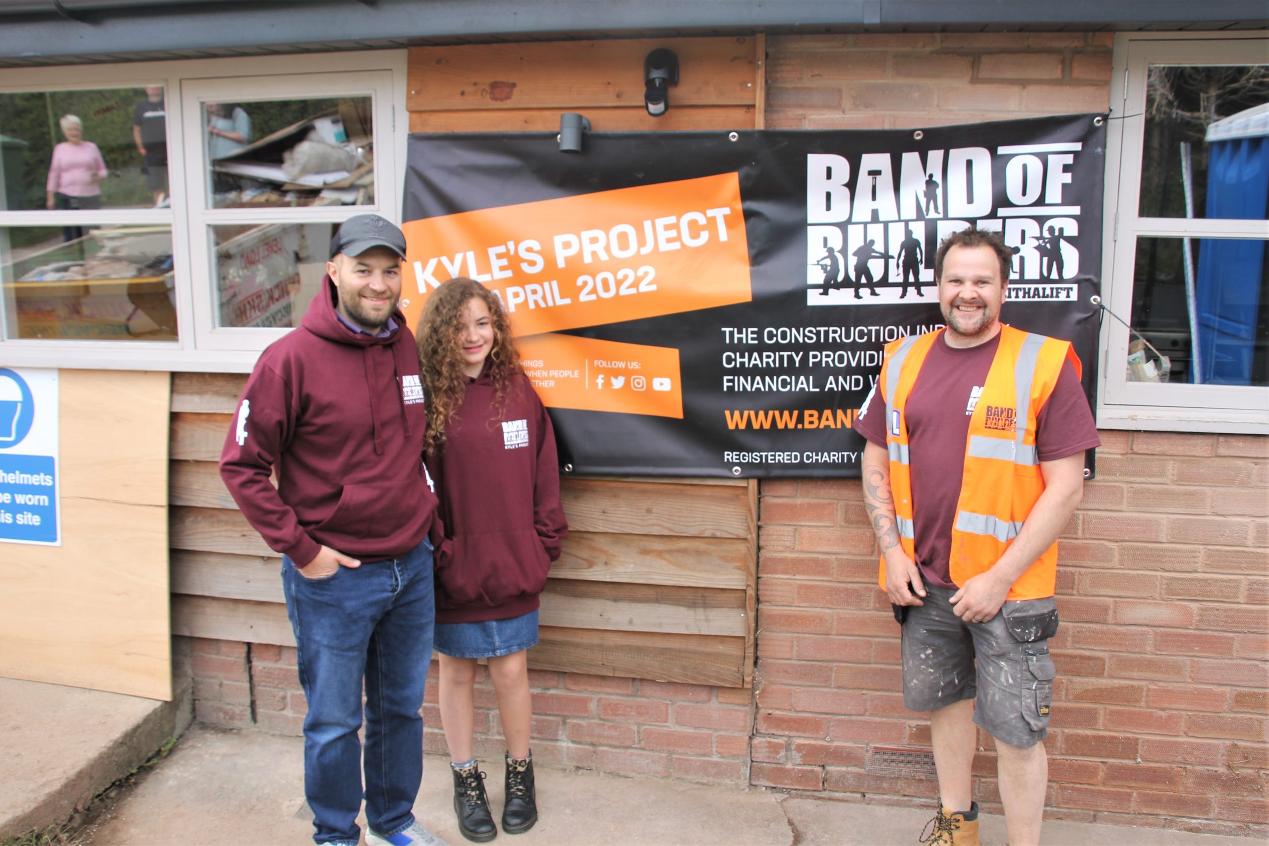 NEWS | Building charity volunteers complete home renovation for Hereford dad-of-two with incurable brain cancer
