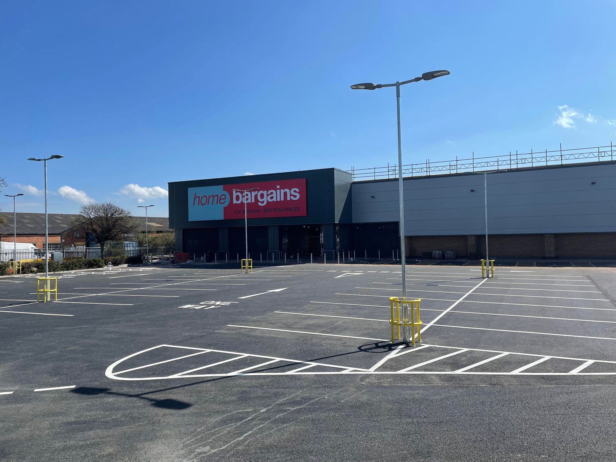 NEWS | Everything you need to know about the recently refurbished Home Bargains store that will open next month