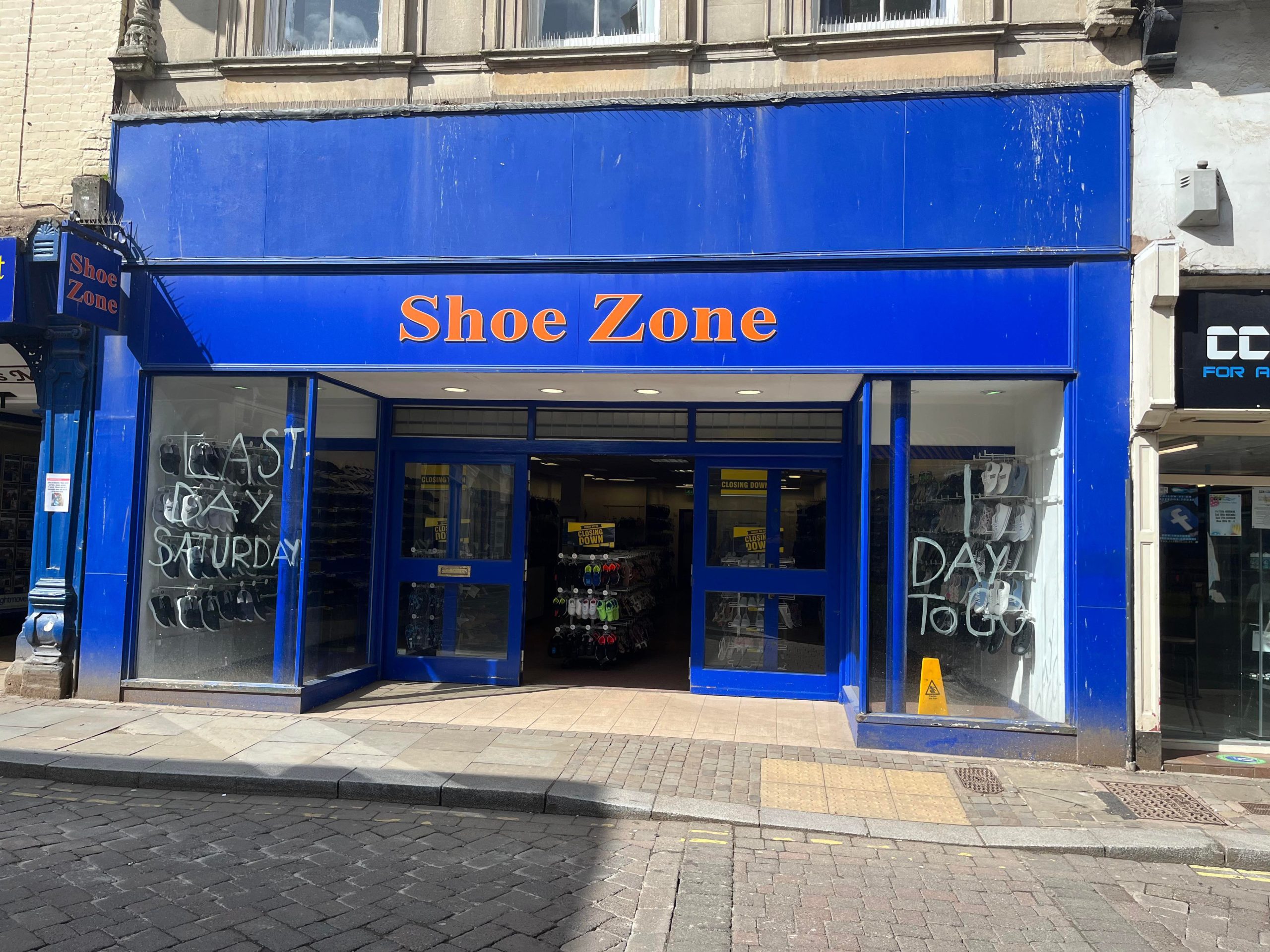 NEWS | Shoe Zone store in Leominster to close its doors for the final time this afternoon