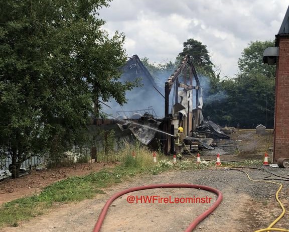 NEWS | Fire crews tackle large fire at a barn in a Herefordshire village