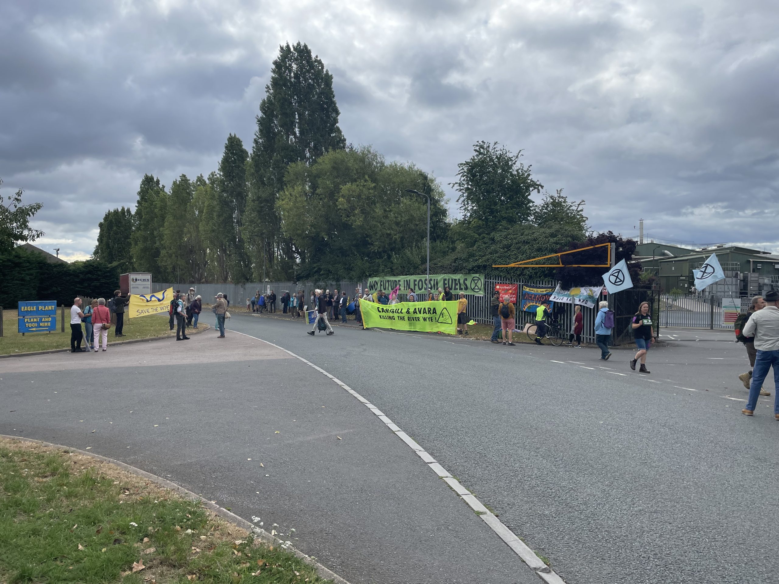 NEWS | Around 100 protesters are gathering at Avara in Hereford this morning