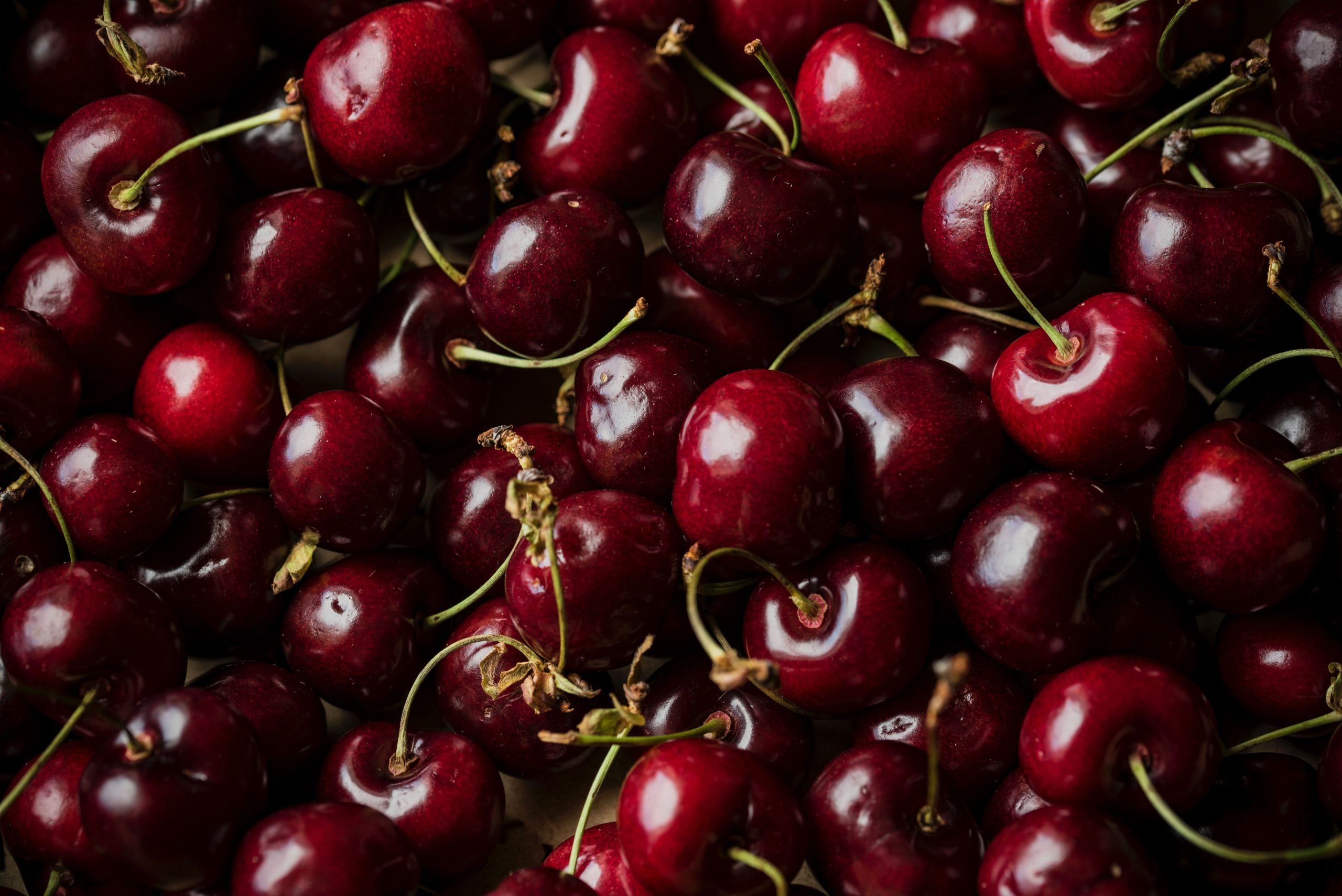 NEWS | Herefordshire supplier thanks Tesco for reducing the price of cherries to avoid waste