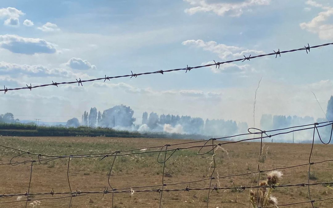 NEWS | Fire crews tackling a large fire in the Lugwardine area of Herefordshire this afternoon
