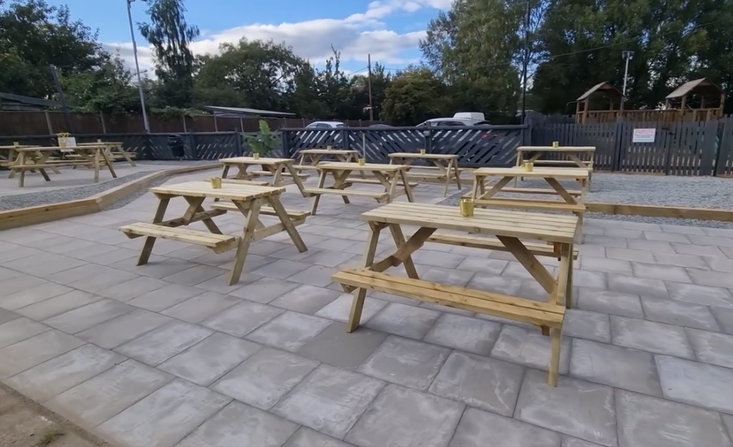 NEWS | Sneak preview of the new beer garden at a popular family pub in Hereford 
