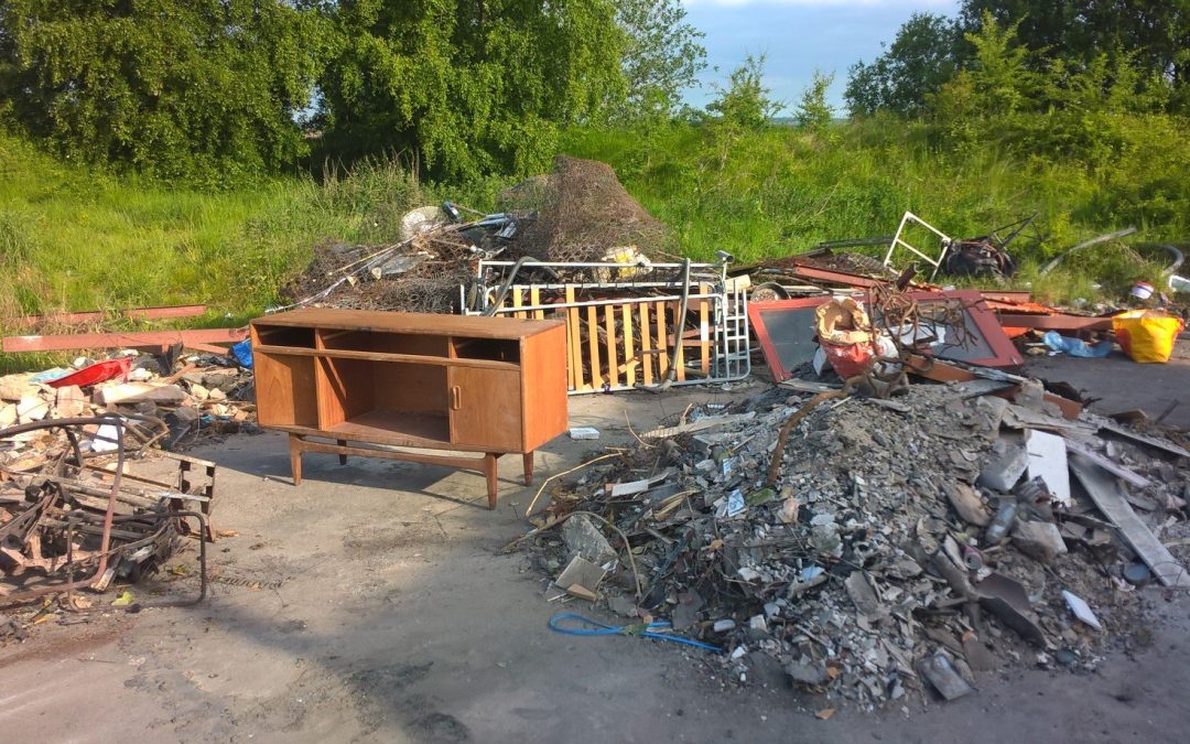 NEWS | Man handed prison sentence as couple found guilty of fly tipping￼