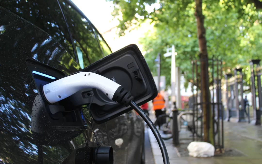 UK NEWS | Public rapid electric vehicle charging costs rise 42% in four months according to the RAC