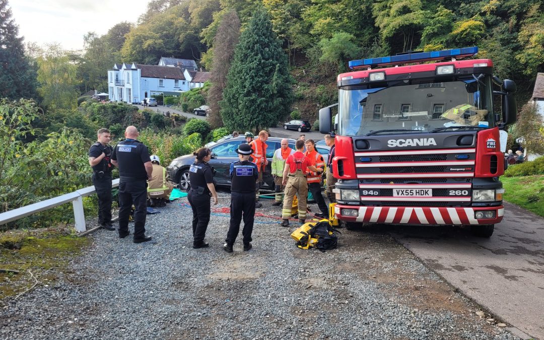 NEWS | Emergency services called after car ends up down a steep embankment 