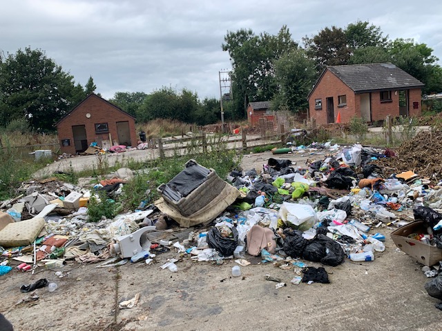 NEWS | Leominster couple fined for dumping waste on land in Pembridge
