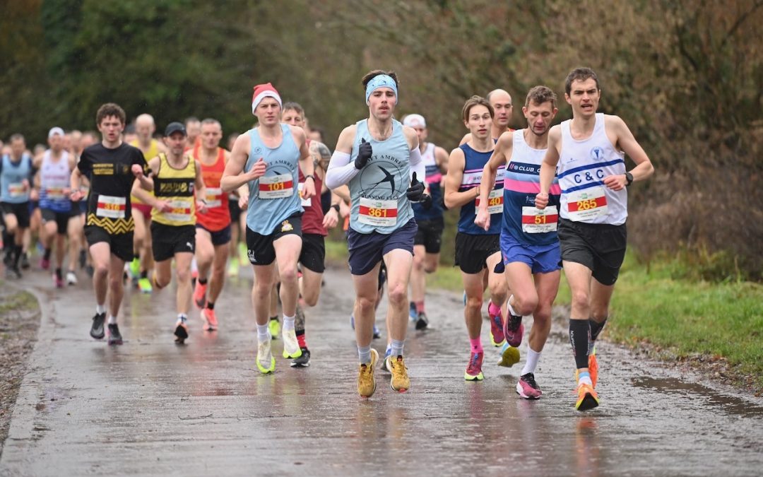 SPORT | Ben Jones and Addy Carter showed they were top of the Christmas tree by clinching victories in the 10-kilometre Christmas race, hosted by Hereford Couriers