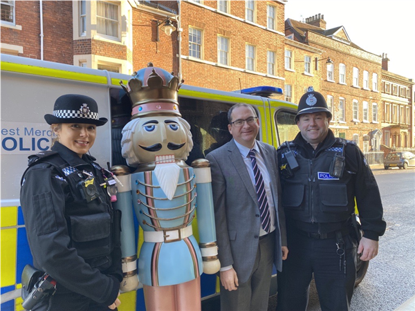NEWS | Police crack case of the missing Hereford Christmas Nutcracker and return it to its rightful owners
