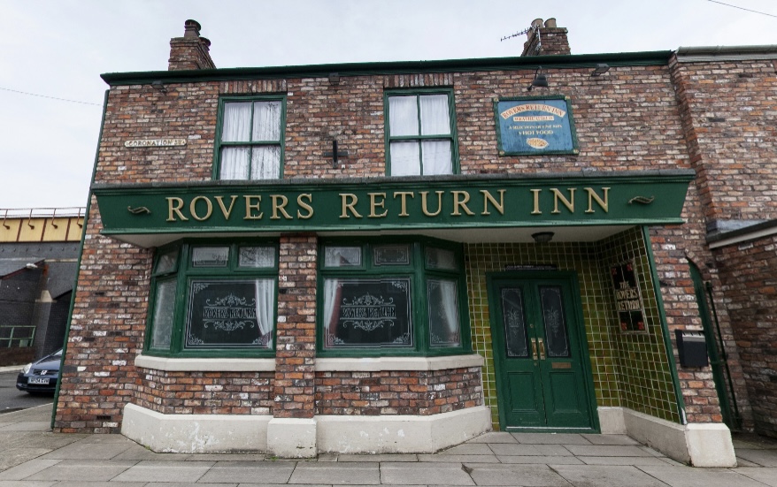 FEATURED | Visit the Coronation Street set and set foot on the famous cobbles and take a look inside the Rovers Return – BOOK NOW! 