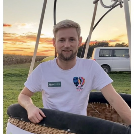 NEWS | Police and Air Accidents Investigation Branch (AAIB) appealing for footage following tragic death of a 25-year-old man in a hot air balloon incident 