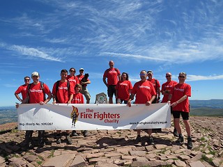 NEWS | Hereford & Worcester Fire and Rescue Service firefighters to remember former colleague during another challenge to raise money for charity