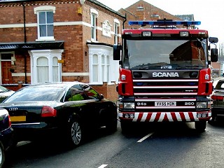 NEWS | Hereford & Worcester Fire and Rescue Service urges people to consider access for emergency services when parking after they were delayed in getting to a severe house fire