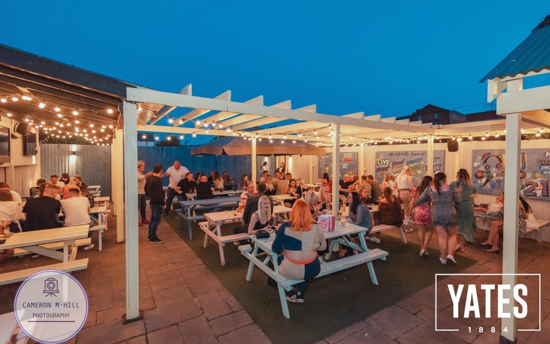FEATURED | Delicious cocktails, a spacious beer garden, dog friendly, an affordable food menu and various sports live on multiple screens – Yates Hereford is a great place to visit 