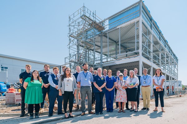NEWS | A new £21 million Daycase Surgical Unit which will cut waiting lists for patients in Herefordshire is rising from the ground at Hereford County Hospital and will provide a major boost for local services