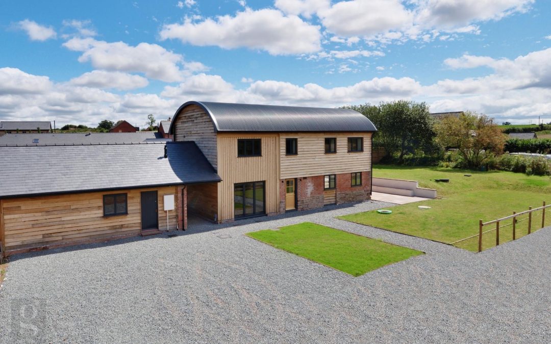 PROPERTY | A stunning four double bedroom Dutch Barn Conversion on the banks of the River Wye could be yours 